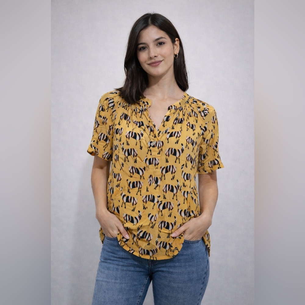 • Tucker • Women’s Animal Print Silk Blouse Yellow / White
 XL (no tag)